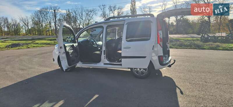 Мінівен Renault Kangoo 2014 в Новоархангельську фото 105 Мінівен Renault Kangoo 2014 в Новоархангельську