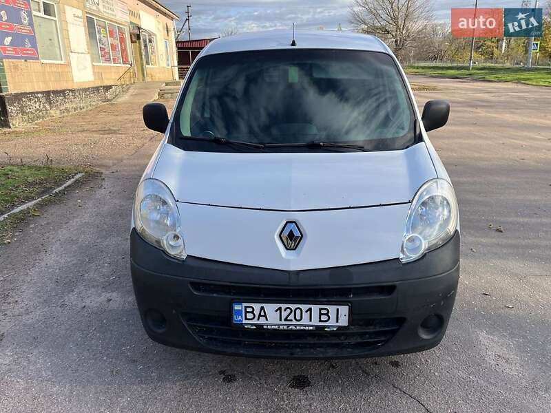 Грузовой фургон Renault Kangoo 2012 в Новгородке фото 8 Грузовой фургон Renault Kangoo 2012 в Новгородке