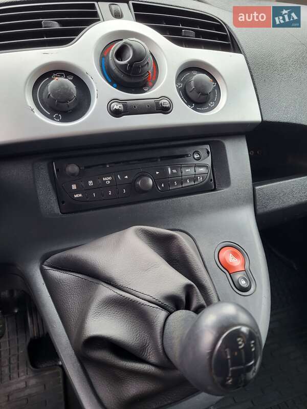 Минивэн Renault Kangoo 2011 в Смеле