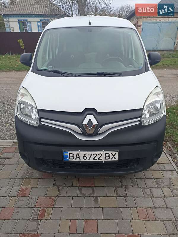 Минивэн Renault Kangoo 2016 в Александрие фото 3 Минивэн Renault Kangoo 2016 в Александрие