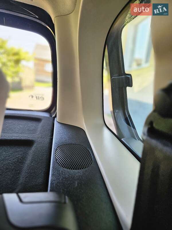 Минивэн Renault Kangoo 2013 в Дубно фото 32 Минивэн Renault Kangoo 2013 в Дубно