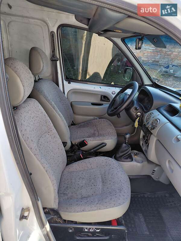 Грузовой фургон Renault Kangoo 2005 в Первомайске