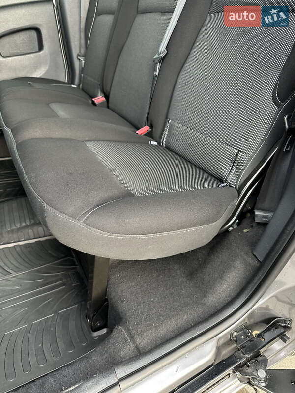 Минивэн Renault Kangoo 2015 в Львове фото 29 Минивэн Renault Kangoo 2015 в Львове