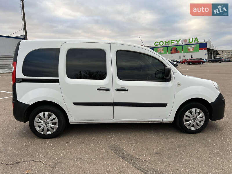 Минивэн Renault Kangoo 2011 в Ровно