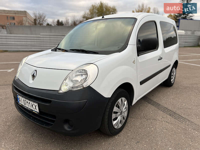 Минивэн Renault Kangoo 2011 в Ровно