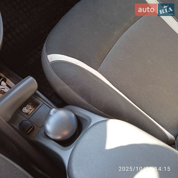 Мінівен Renault Kangoo 2012 в Новояворівську