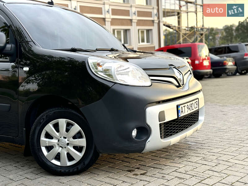 Грузовой фургон Renault Kangoo 2014 в Черновцах