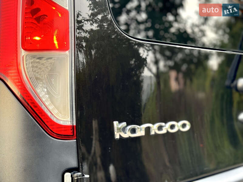 Грузовой фургон Renault Kangoo 2014 в Черновцах