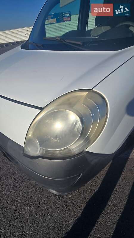 Вантажопасажирський фургон Renault Kangoo 2011 в Львові