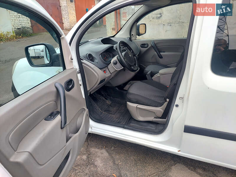 Мінівен Renault Kangoo 2008 в Києві фото 8 Мінівен Renault Kangoo 2008 в Києві