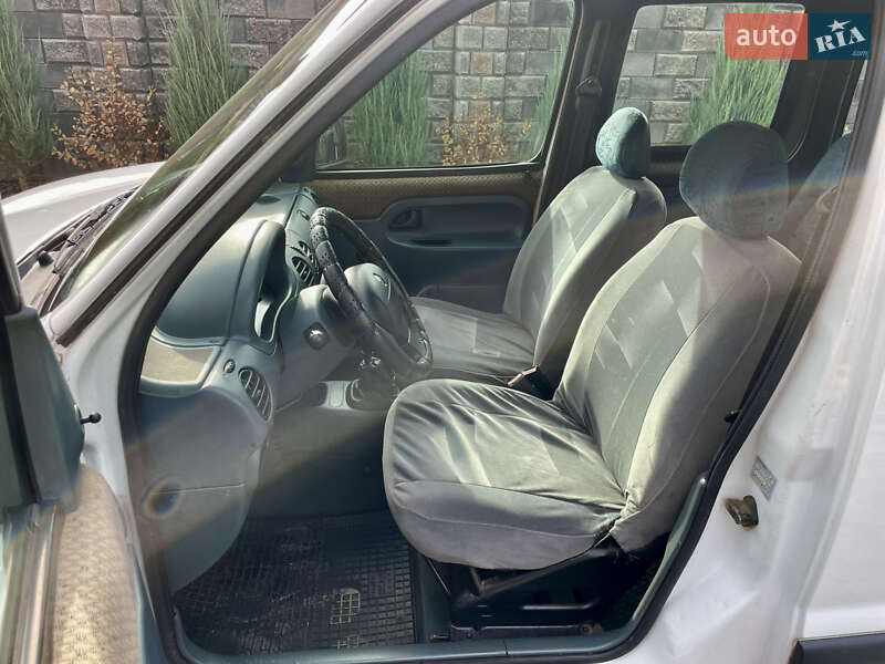 Мінівен Renault Kangoo 2000 в Рівному