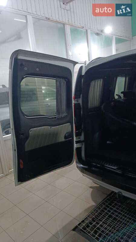 Минивэн Renault Kangoo 2008 в Первомайске