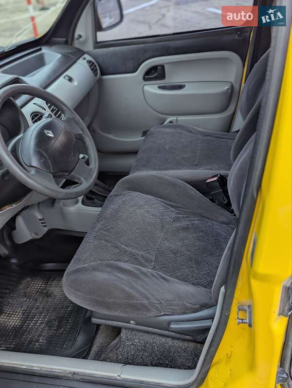 Минивэн Renault Kangoo 2003 в Калуше