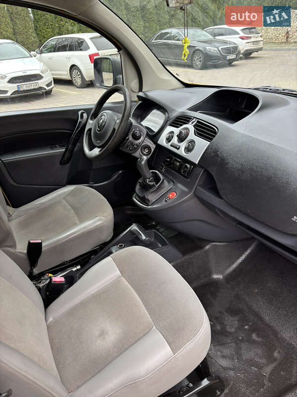 Вантажний фургон Renault Kangoo 2012 в Тернополі фото 8 Вантажний фургон Renault Kangoo 2012 в Тернополі