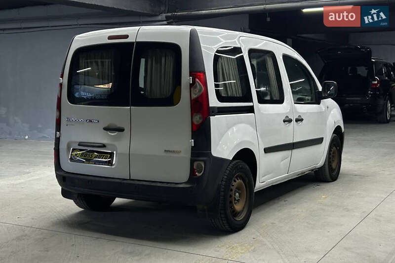 Минивэн Renault Kangoo 2010 в Черновцах