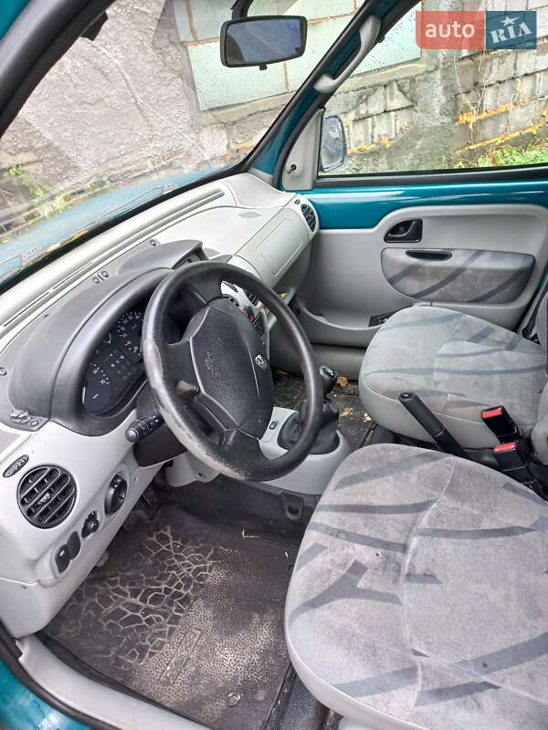 Минивэн Renault Kangoo 2002 в Киеве