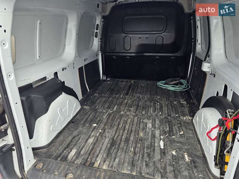 Вантажний фургон Renault Kangoo 2012 в Тернополі