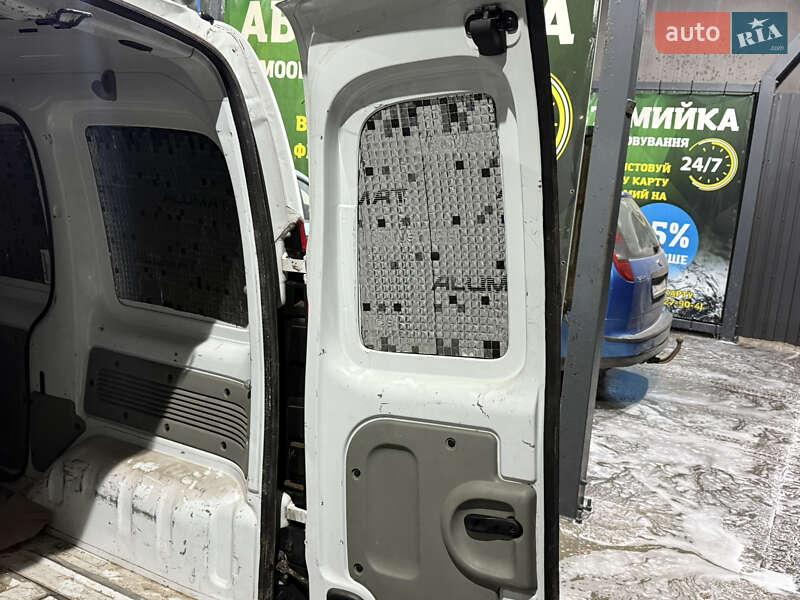Вантажний фургон Renault Kangoo 2007 в Тернополі фото 14 Вантажний фургон Renault Kangoo 2007 в Тернополі