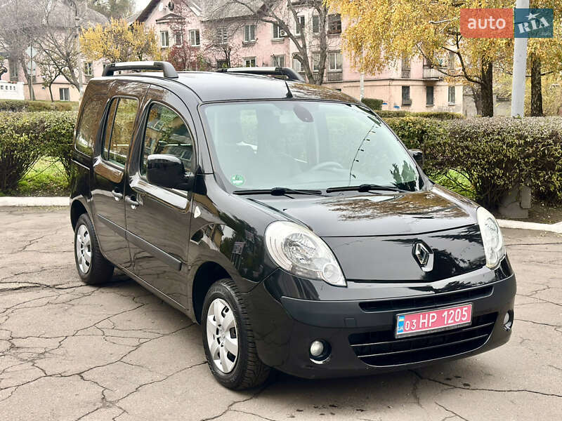 Мінівен Renault Kangoo 2009 в Кам'янському фото 2 Мінівен Renault Kangoo 2009 в Кам'янському