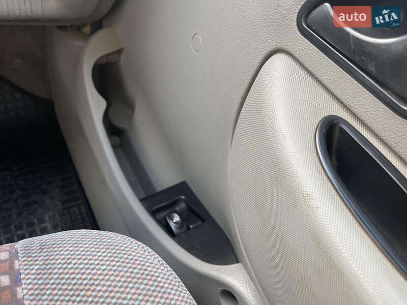 Минивэн Renault Kangoo 2003 в Тернополе фото 26 Минивэн Renault Kangoo 2003 в Тернополе