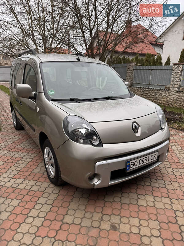Мінівен Renault Kangoo 2010 в Тернополі фото 6 Мінівен Renault Kangoo 2010 в Тернополі