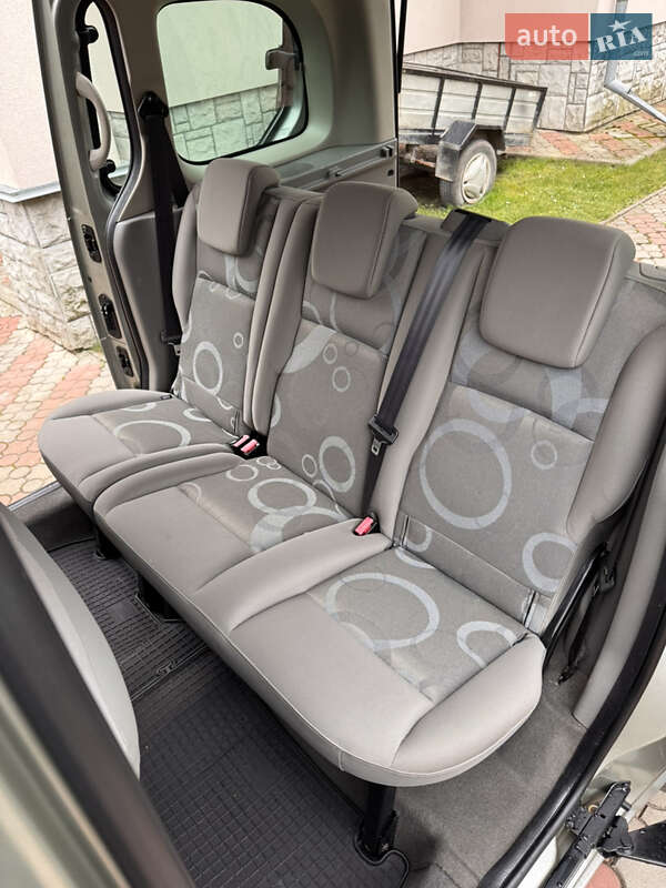 Мінівен Renault Kangoo 2010 в Тернополі фото 31 Мінівен Renault Kangoo 2010 в Тернополі