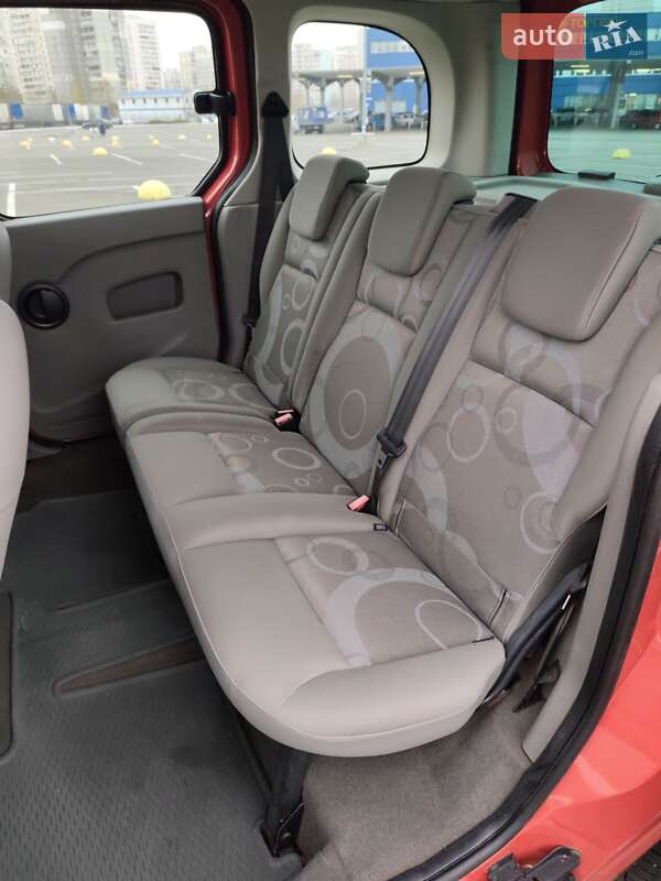 Мінівен Renault Kangoo 2010 в Києві