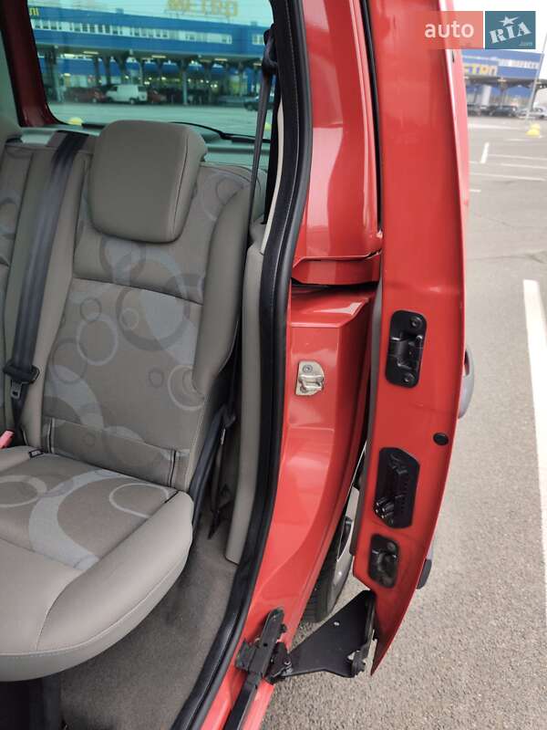 Мінівен Renault Kangoo 2010 в Києві