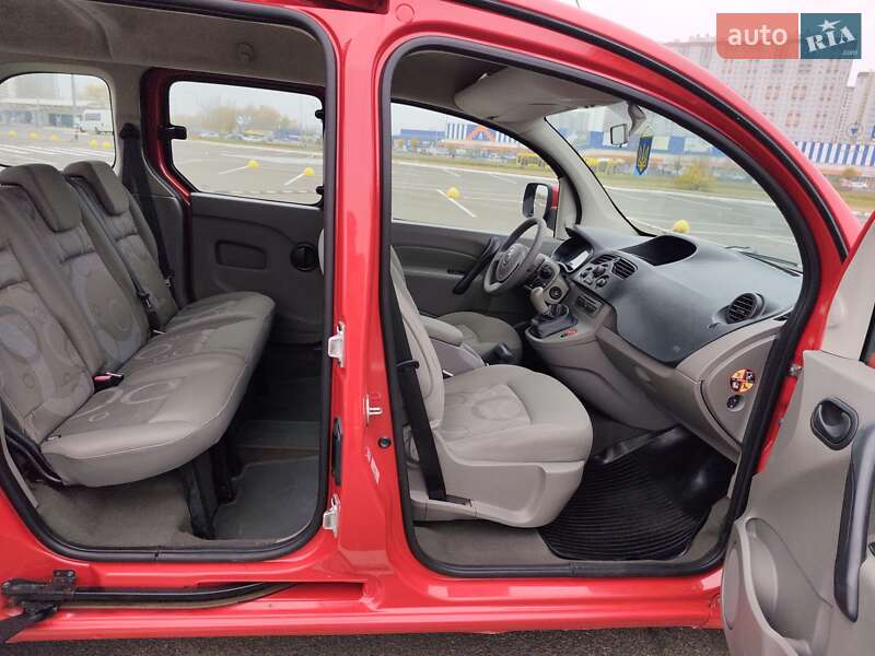 Мінівен Renault Kangoo 2010 в Києві