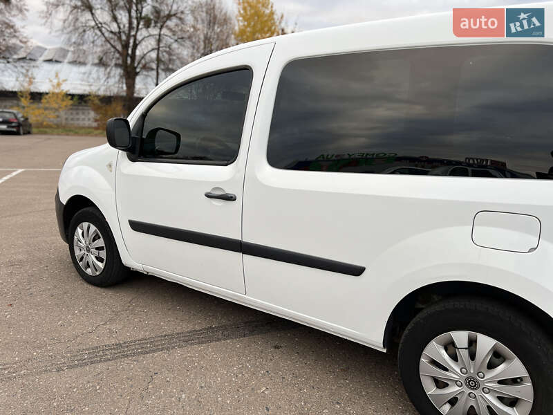 Мікроавтобус вантажний (до 3,5т) Renault Kangoo 2011 в Рівному