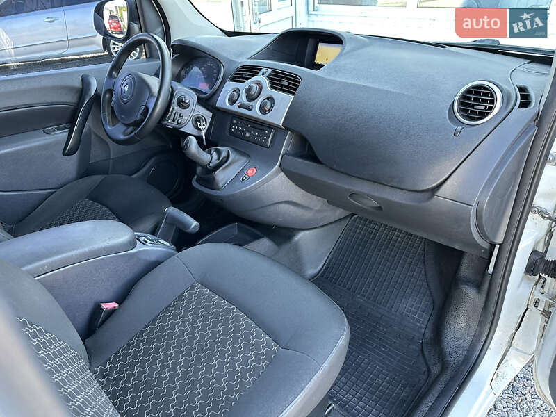 Грузопассажирский фургон Renault Kangoo 2014 в Киеве фото 33 Грузопассажирский фургон Renault Kangoo 2014 в Киеве