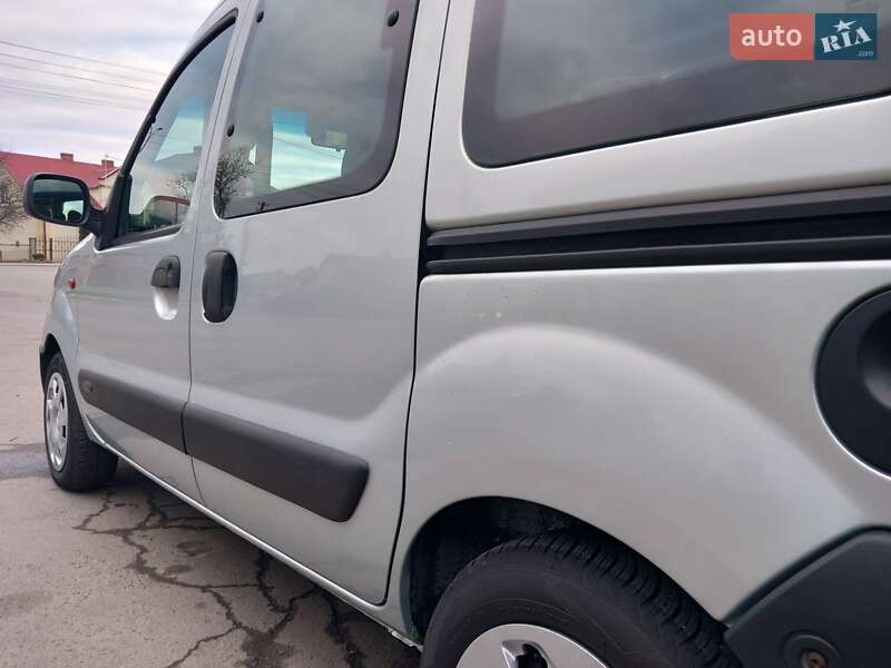 Минивэн Renault Kangoo 2002 в Городке фото 88 Минивэн Renault Kangoo 2002 в Городке
