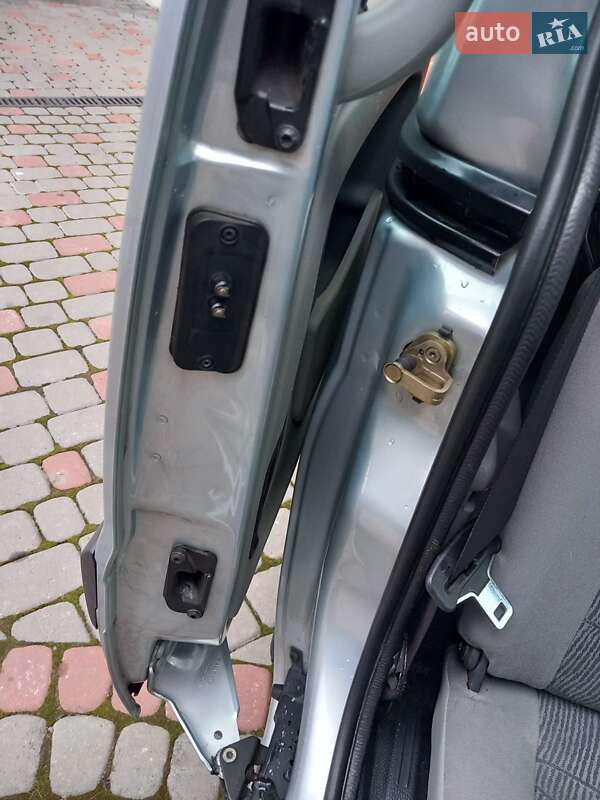 Минивэн Renault Kangoo 2002 в Городке фото 139 Минивэн Renault Kangoo 2002 в Городке