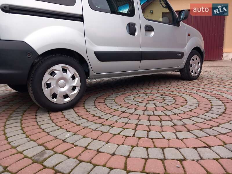 Минивэн Renault Kangoo 2002 в Городке фото 733 Минивэн Renault Kangoo 2002 в Городке