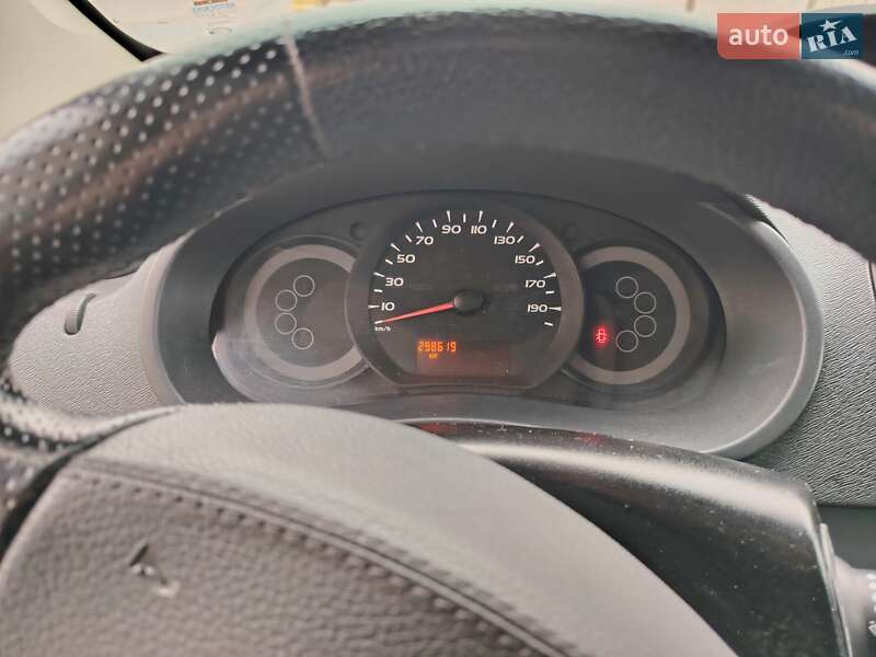 Вантажний фургон Renault Kangoo 2009 в Луцьку