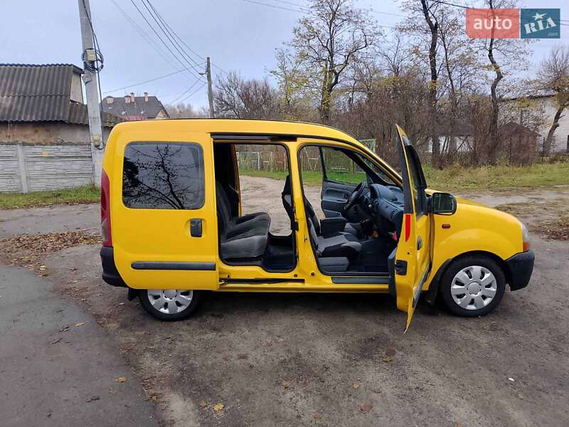 Мінівен Renault Kangoo 2001 в Києві