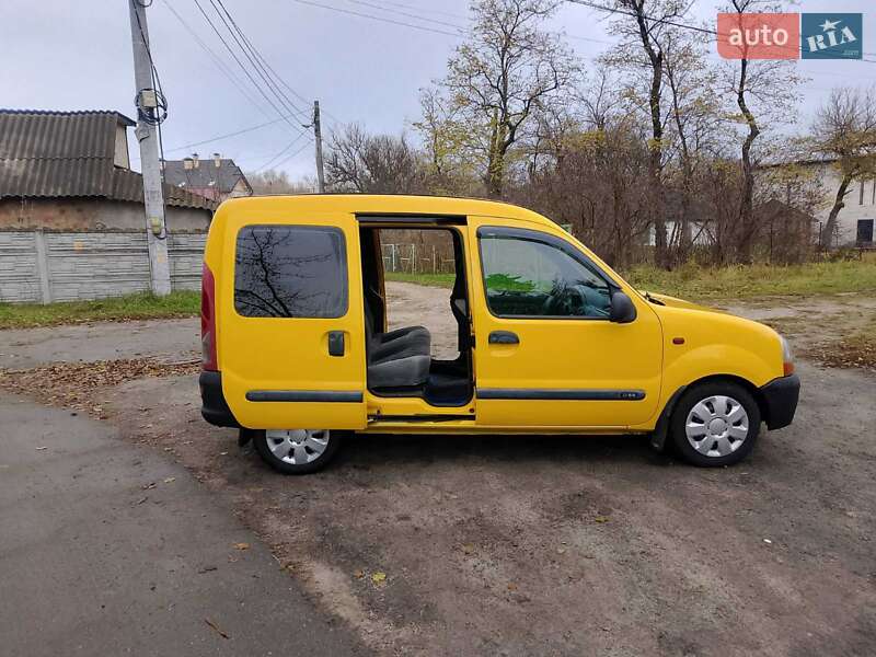 Мінівен Renault Kangoo 2001 в Києві