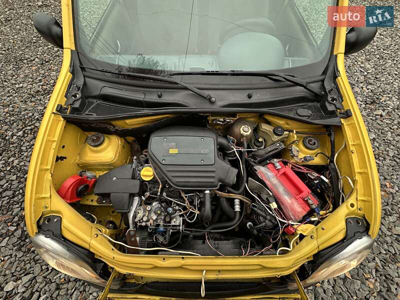 Мінівен Renault Kangoo 2000 в Смілі