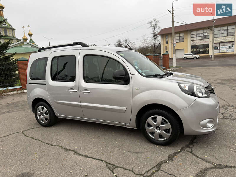 Мінівен Renault Kangoo 2016 в Дніпрі