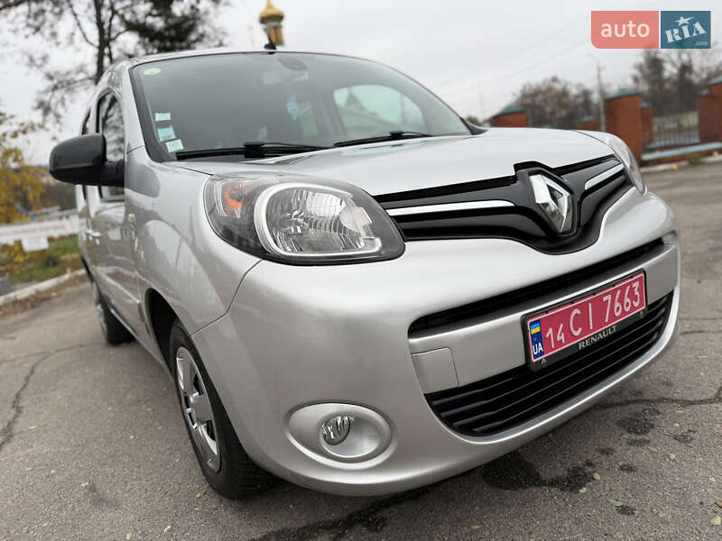 Мінівен Renault Kangoo 2016 в Дніпрі