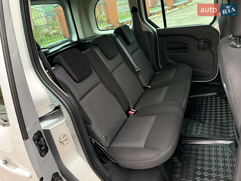 Мінівен Renault Kangoo 2016 в Дніпрі