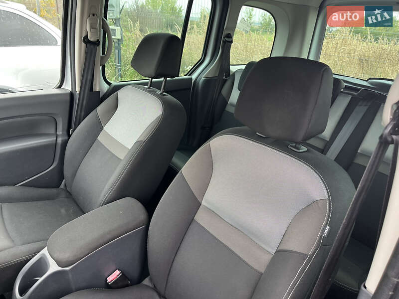 Минивэн Renault Kangoo 2019 в Владимире фото 10 Минивэн Renault Kangoo 2019 в Владимире