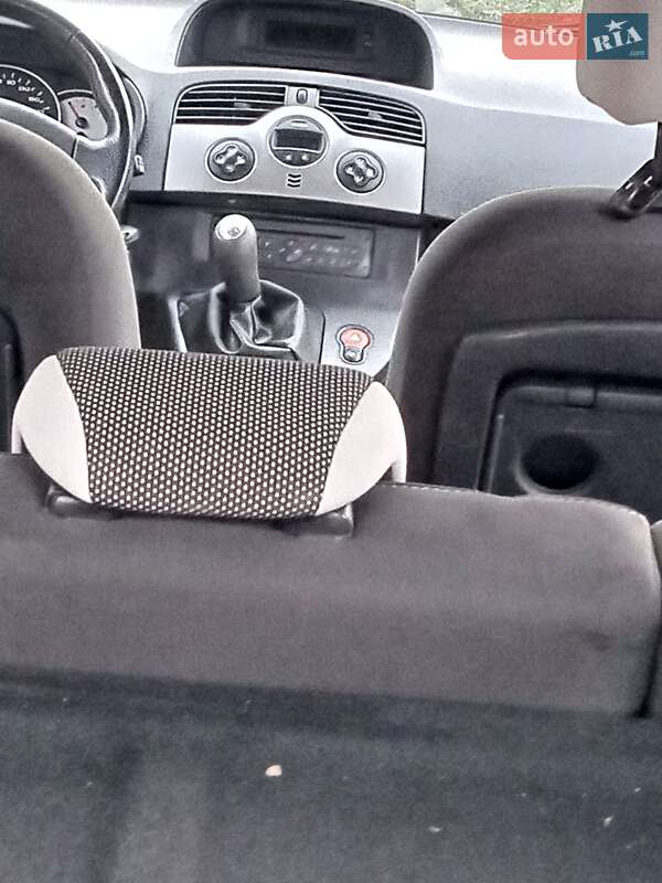 Мінівен Renault Kangoo 2012 в Дубні фото 24 Мінівен Renault Kangoo 2012 в Дубні