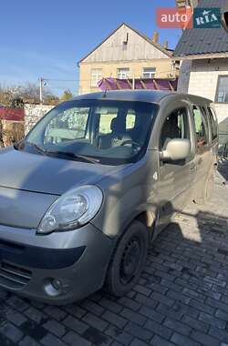 Минивэн Renault Kangoo 2010 в Луцке