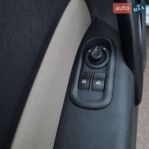 Мінівен Renault Kangoo 2011 в Києві фото 20 Мінівен Renault Kangoo 2011 в Києві