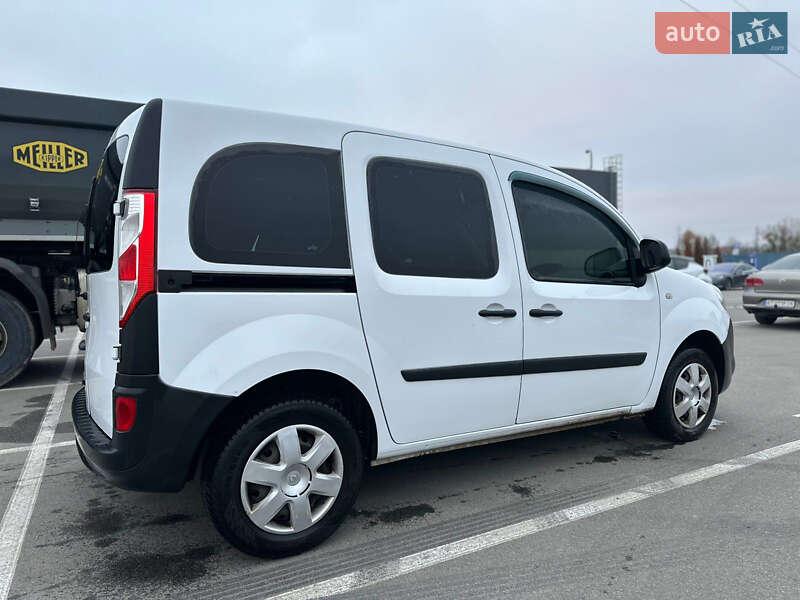 Мінівен Renault Kangoo 2014 в Ірпені