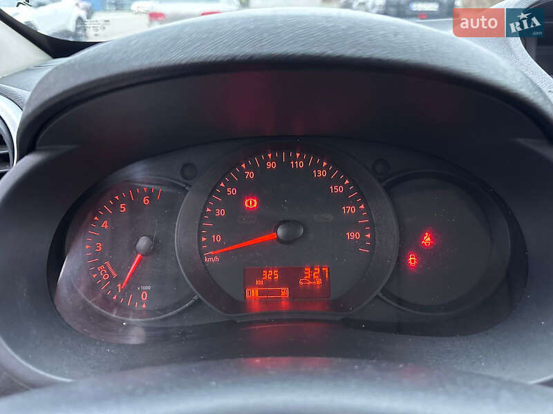 Мінівен Renault Kangoo 2014 в Ірпені