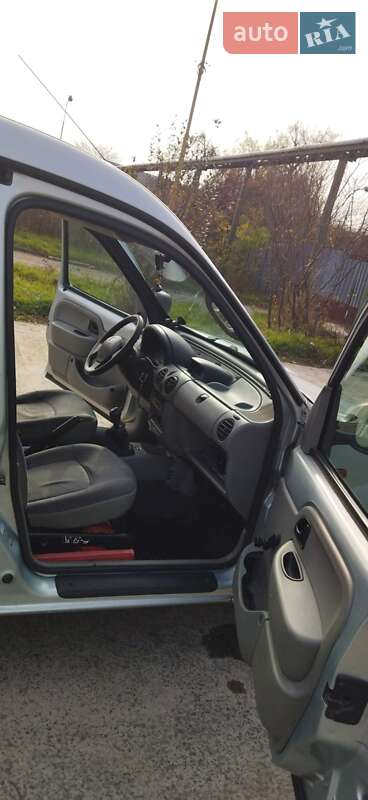 Мінівен Renault Kangoo 2002 в Ужгороді