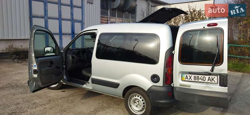 Мінівен Renault Kangoo 2002 в Ужгороді