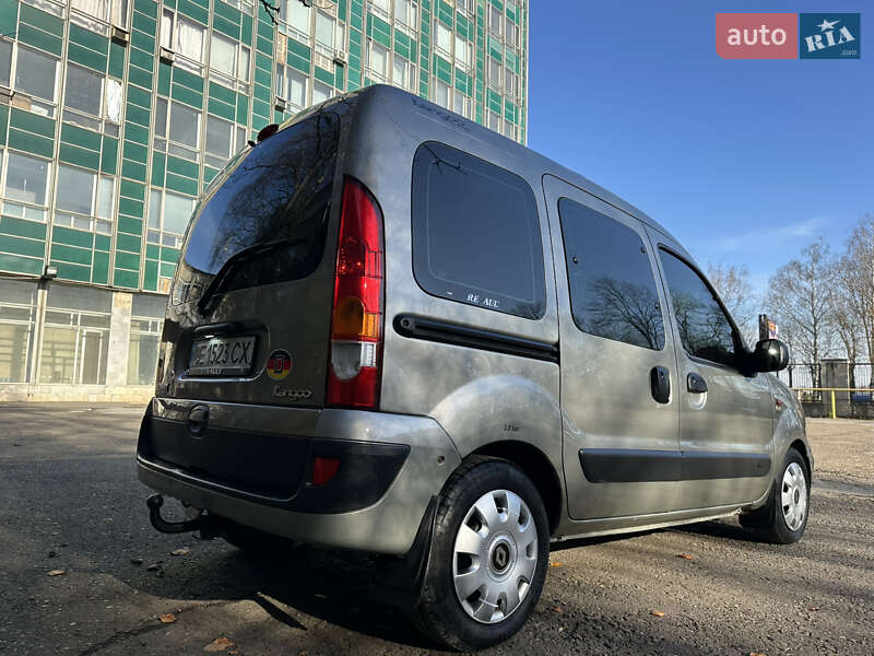 Мінівен Renault Kangoo 2004 в Чернівцях